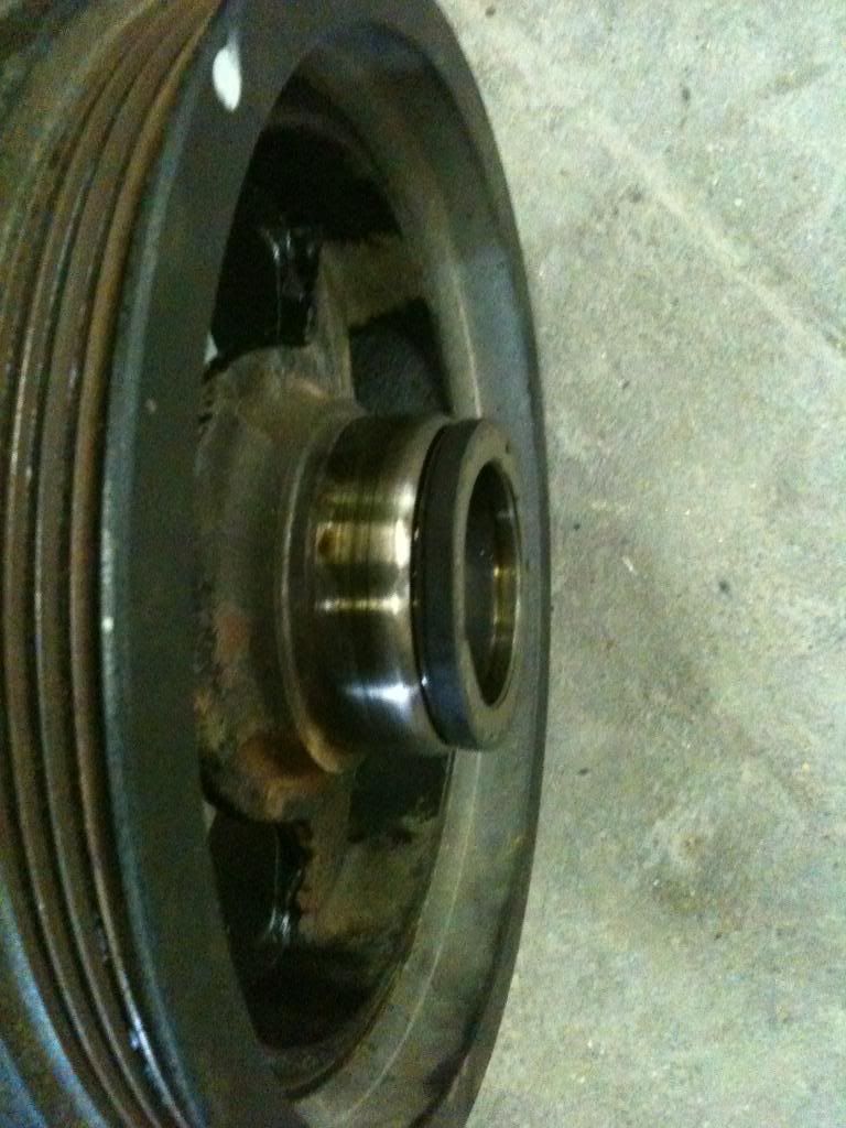 LS3 Harmonic Balancer has a notch and the L92 harmonic Balancer doesen